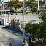 Bairrus Lisbon Apartments - Martim Moniz